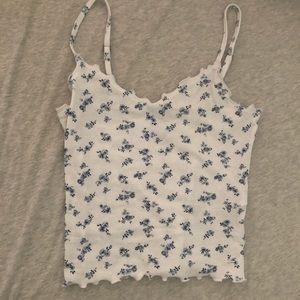 nwot floral tank (negotiable price)